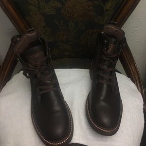 GUESS MALE BOOTS