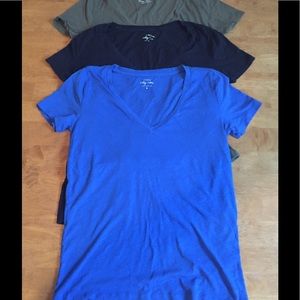 Lot of 3 J. Crew Vintage Cotton V-Neck T-Shirts