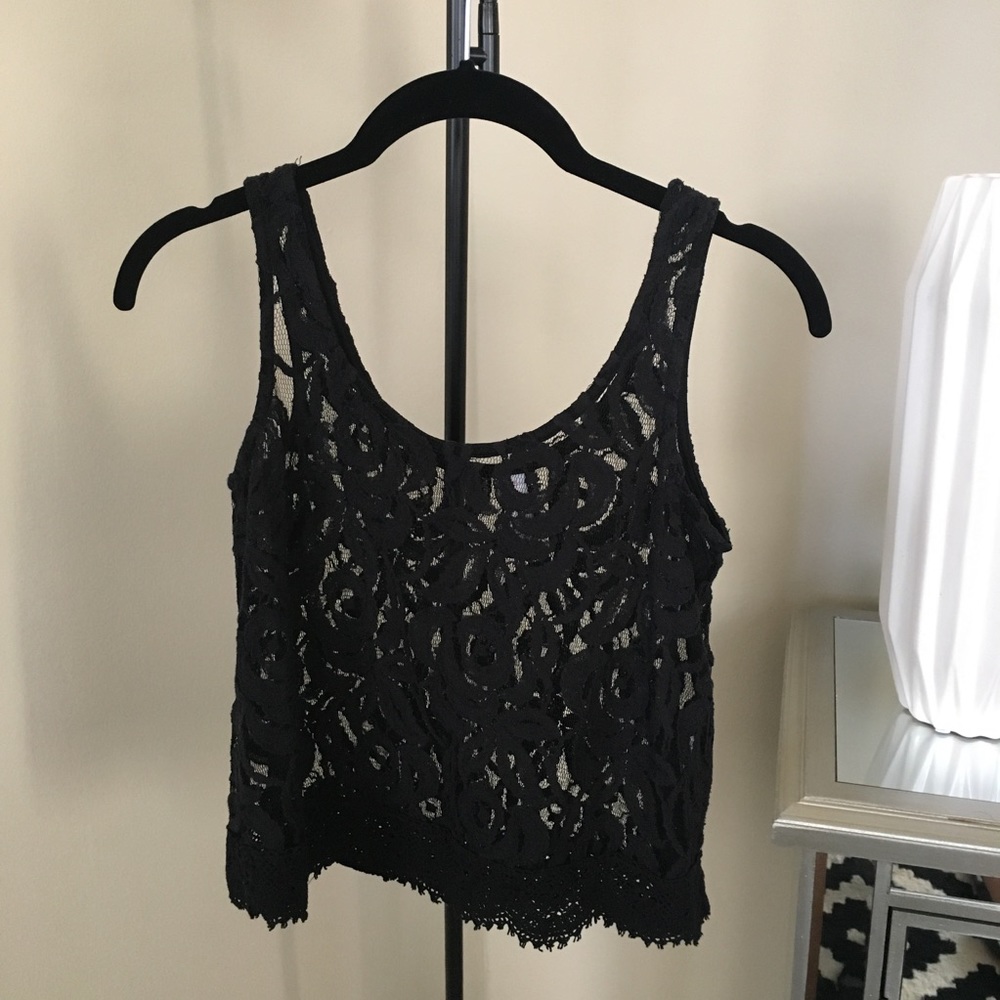 Xhilaration Black Lace Cropped Tank Top