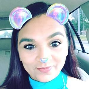 Meet your Posher, Deborah