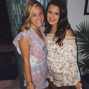 Meet your Posher, Dana