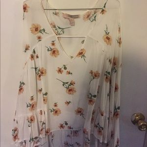 Quarter sleeves shirt