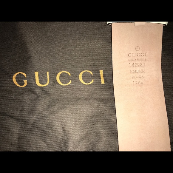 White Monogram Gucci Belt - Picture 3 of 6