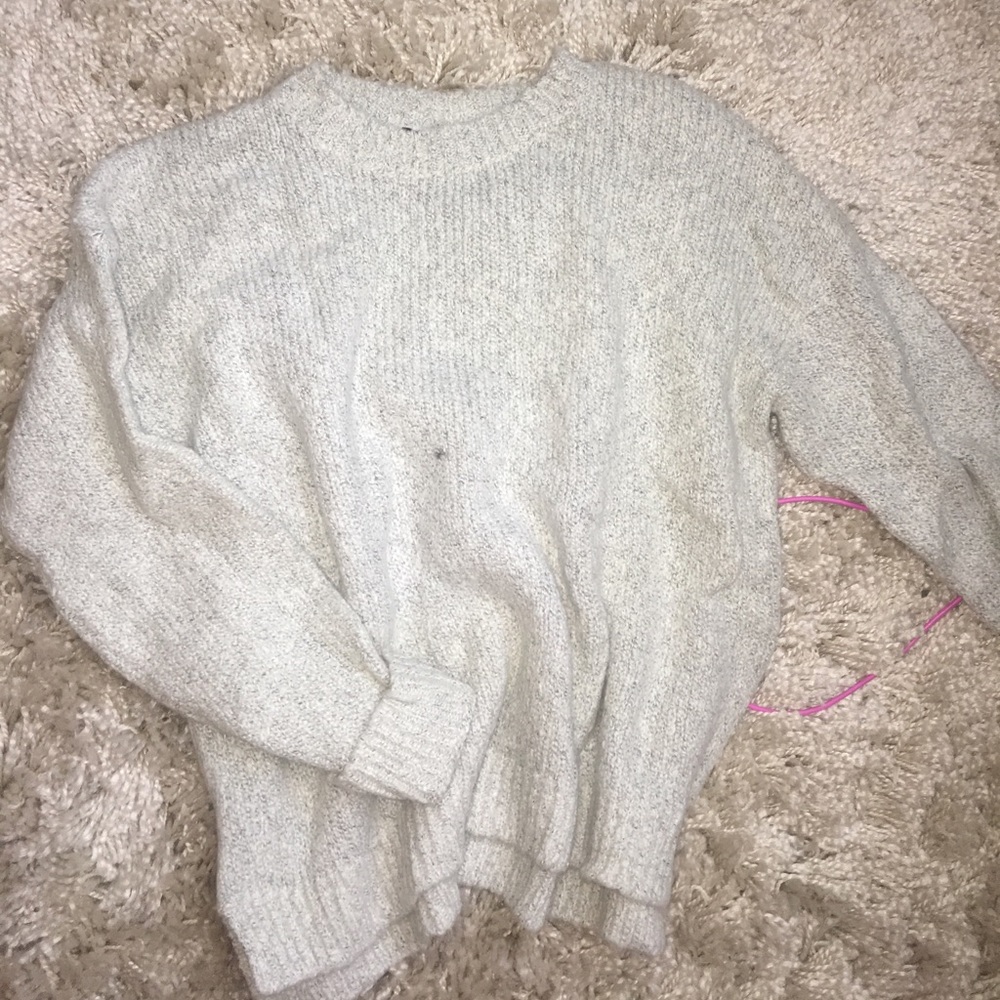 Brandy Melville sweater