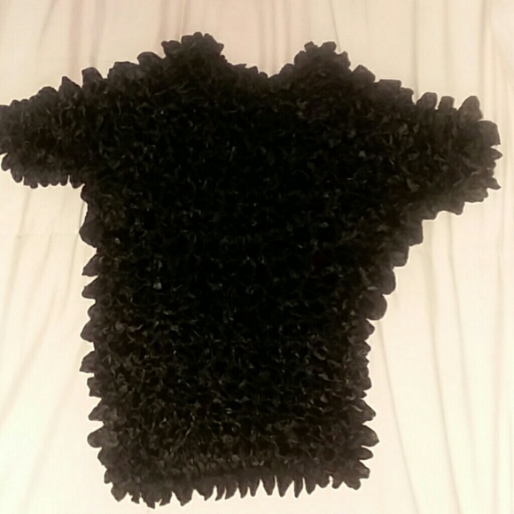 Cute tops ,selling both!! - Picture 2 of 6