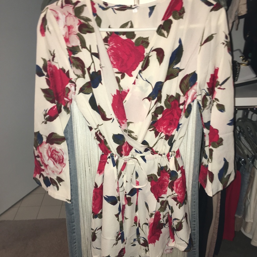 🌹Sexy summer Floral Romper🌹 - Picture 5 of 7