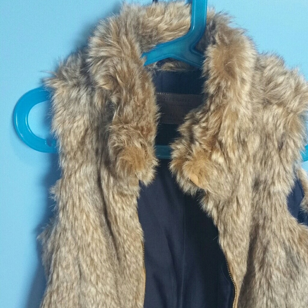 Zara faux fur girls vest💖💖💖