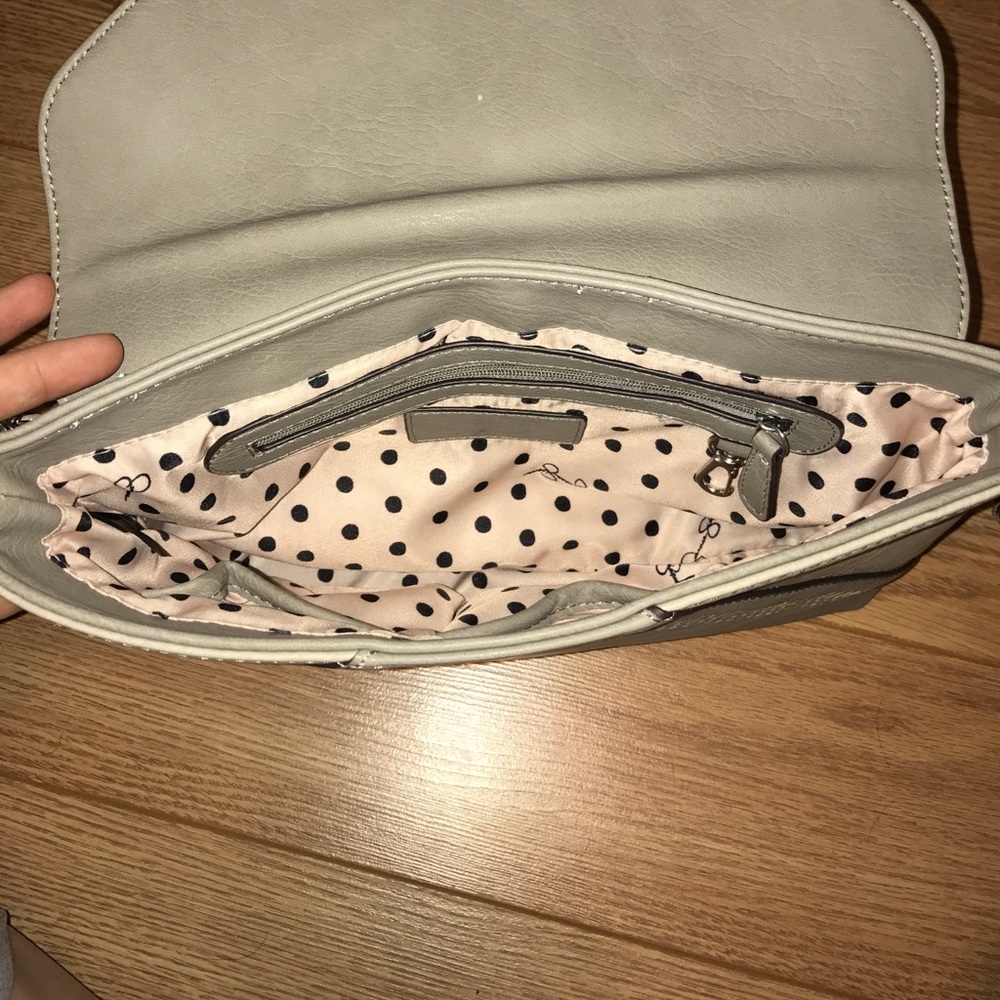 Handbag - Picture 5 of 6