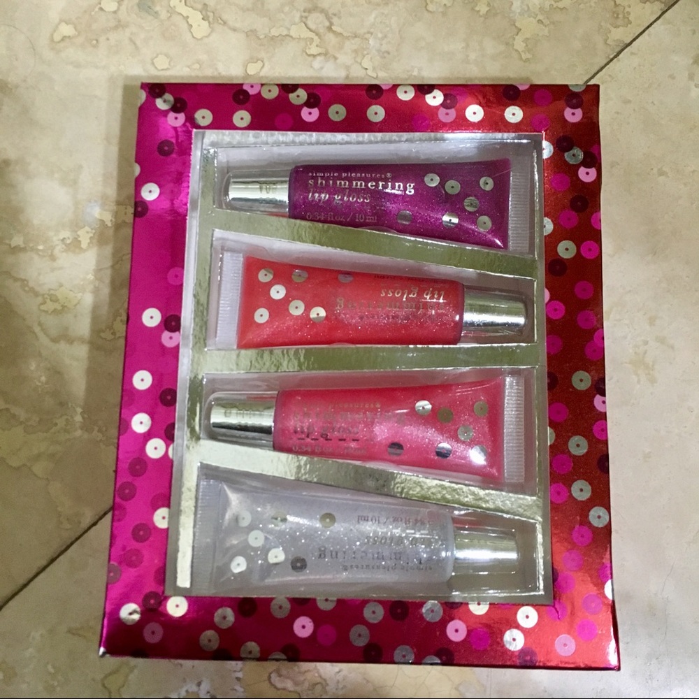 Lip gloss assortment