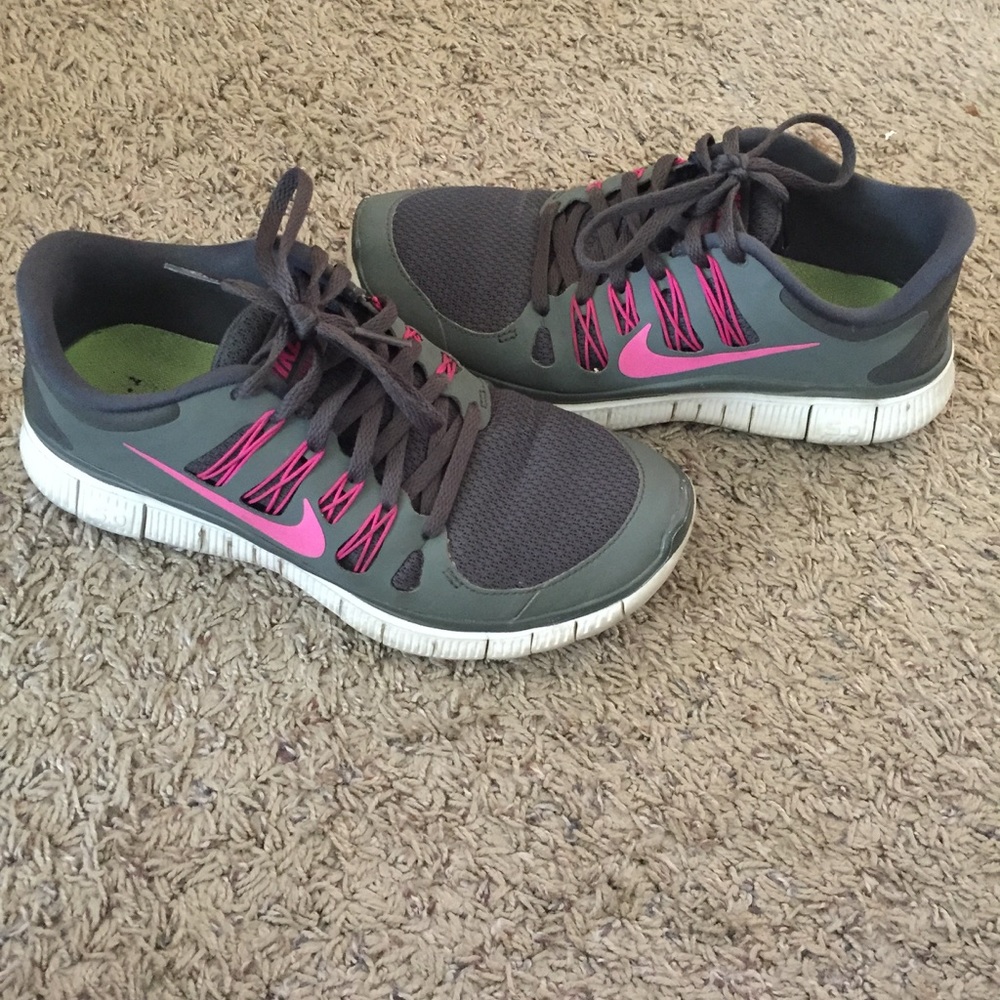 Nike Free Runs size 8.5
