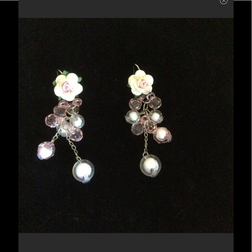 Beaded rose earrings