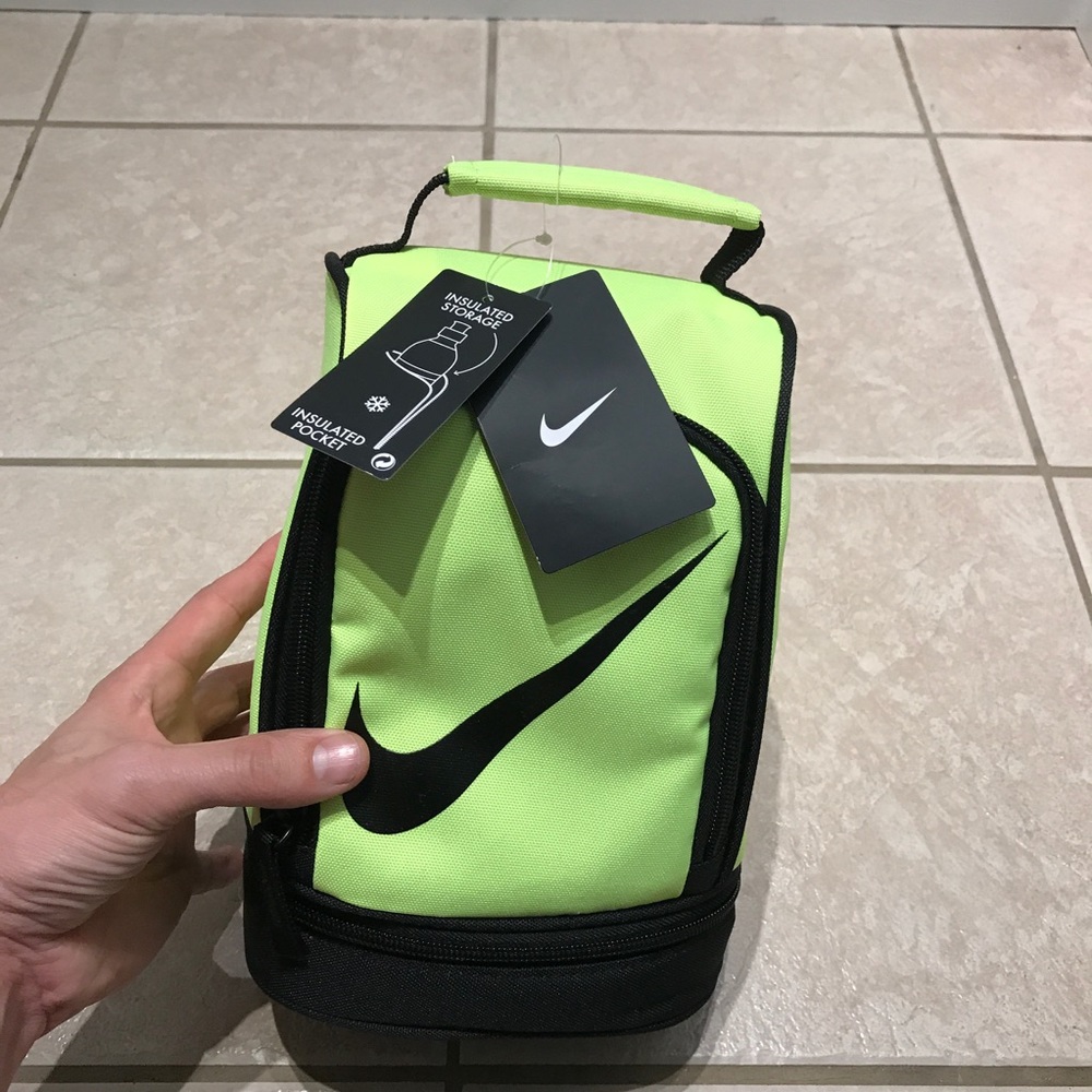 NIKE DOME LUNCH BOX