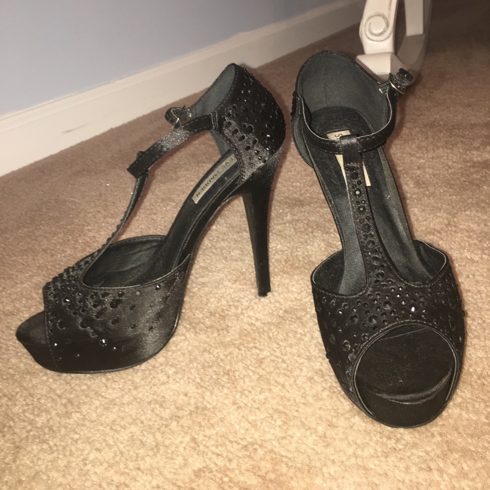 Steve madden black rhinestone heels