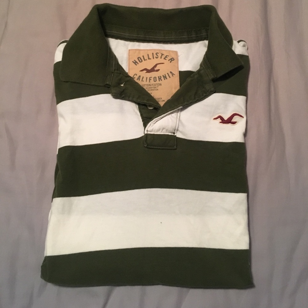Medium hollister polo
