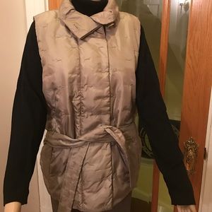 New Women's Talbots Puffer Vest