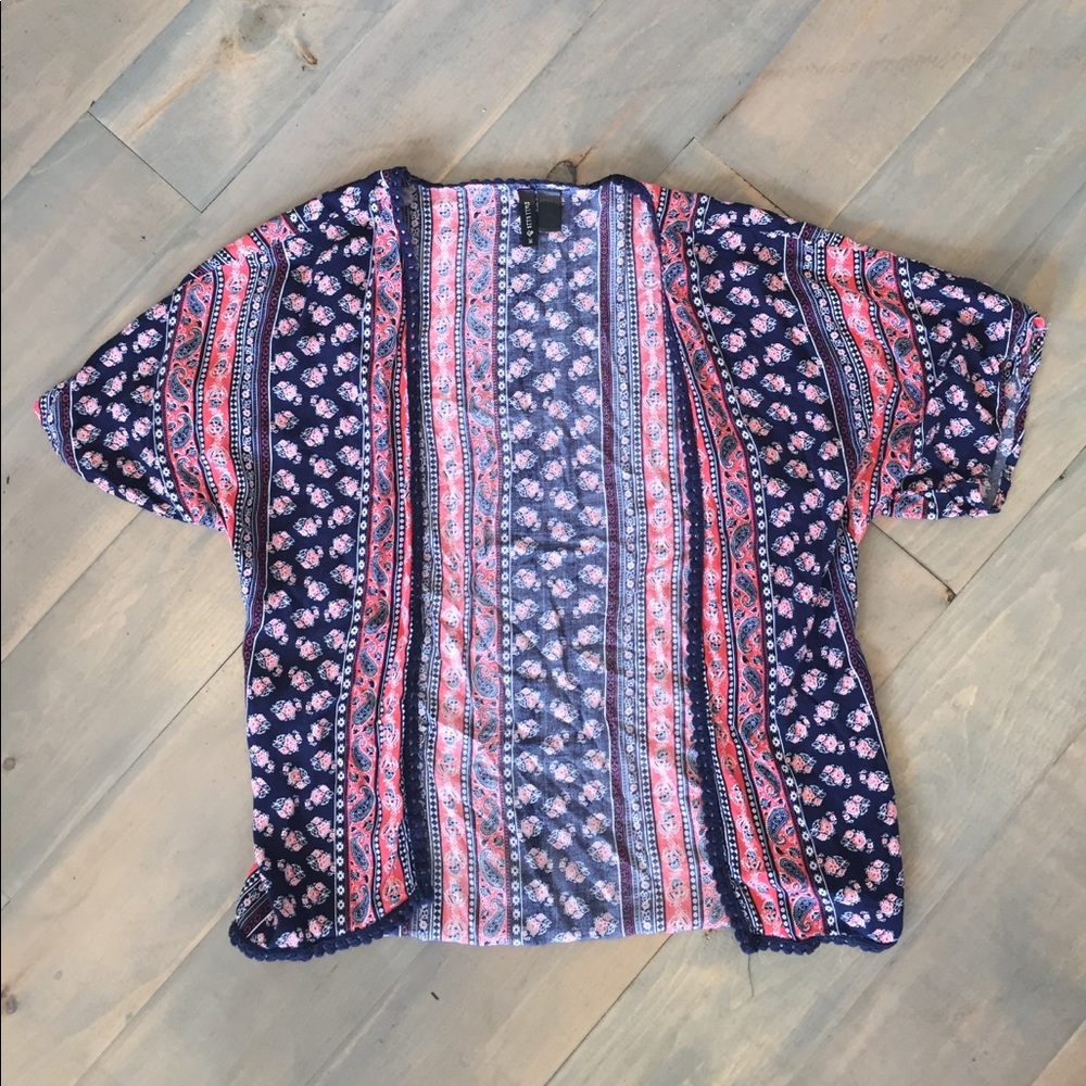 Tillys Floral Cardigan