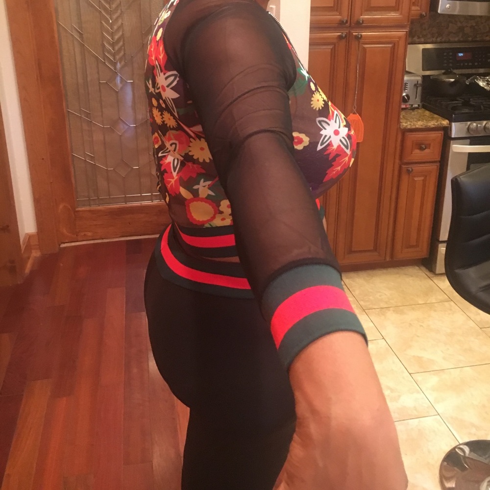 .multi  color Track. Suit sz. Xl. 10-12 stretch - Picture 3 of 3