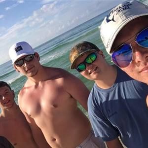 Meet your Posher, Cody