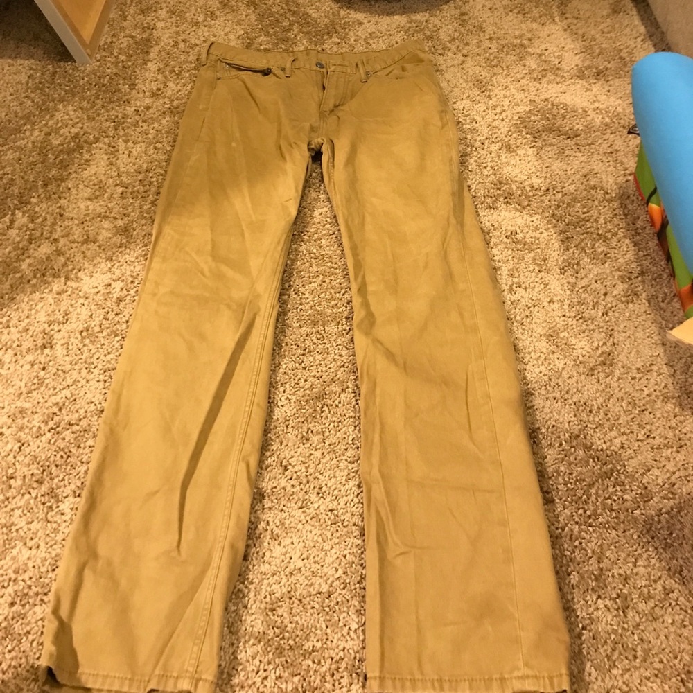 Khaki Levi's