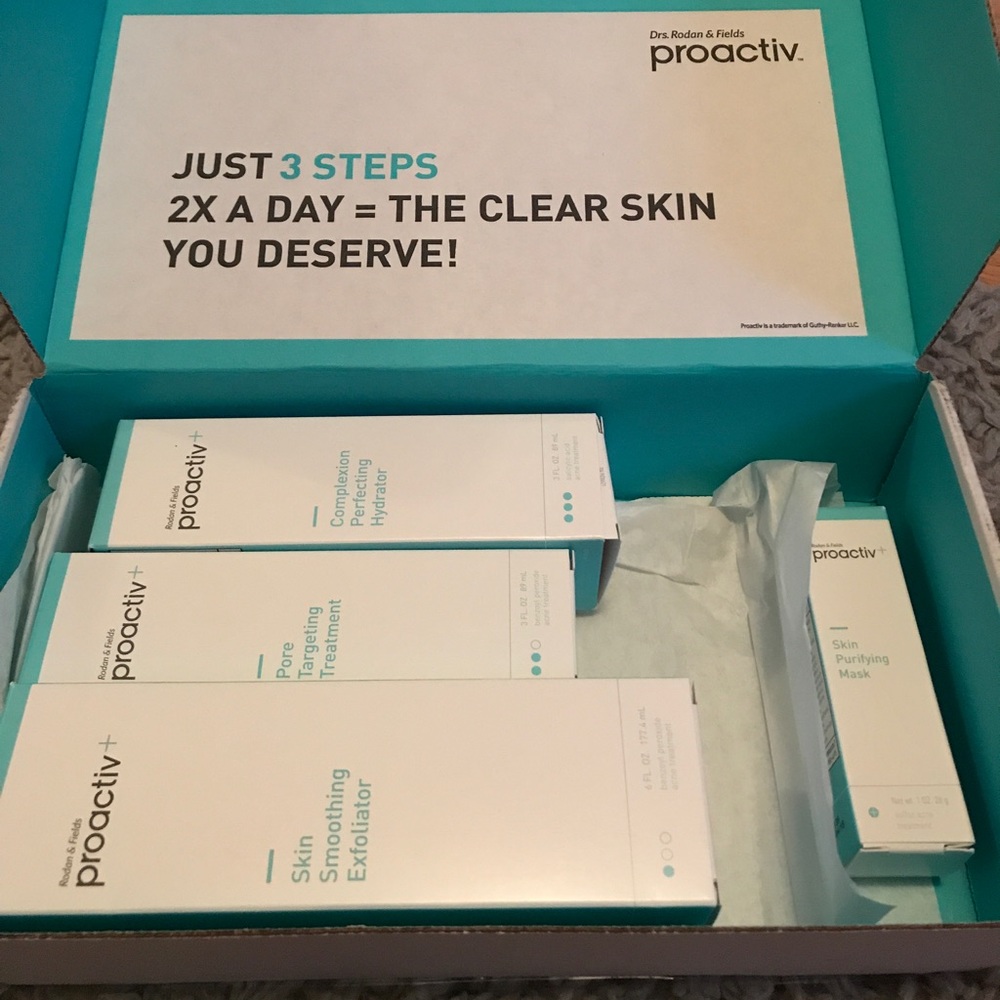 FREE GIFT INCLUDED proactive 3 step kit