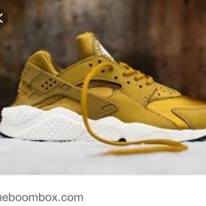 Meet your Posher, Paris