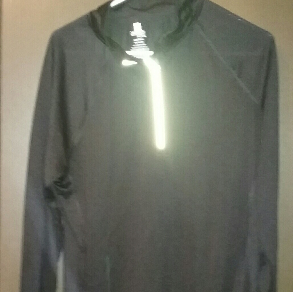 ●3 for 15$● Longsleeve danskin shirt