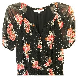 Moody Florals dress. Size M (2-4).