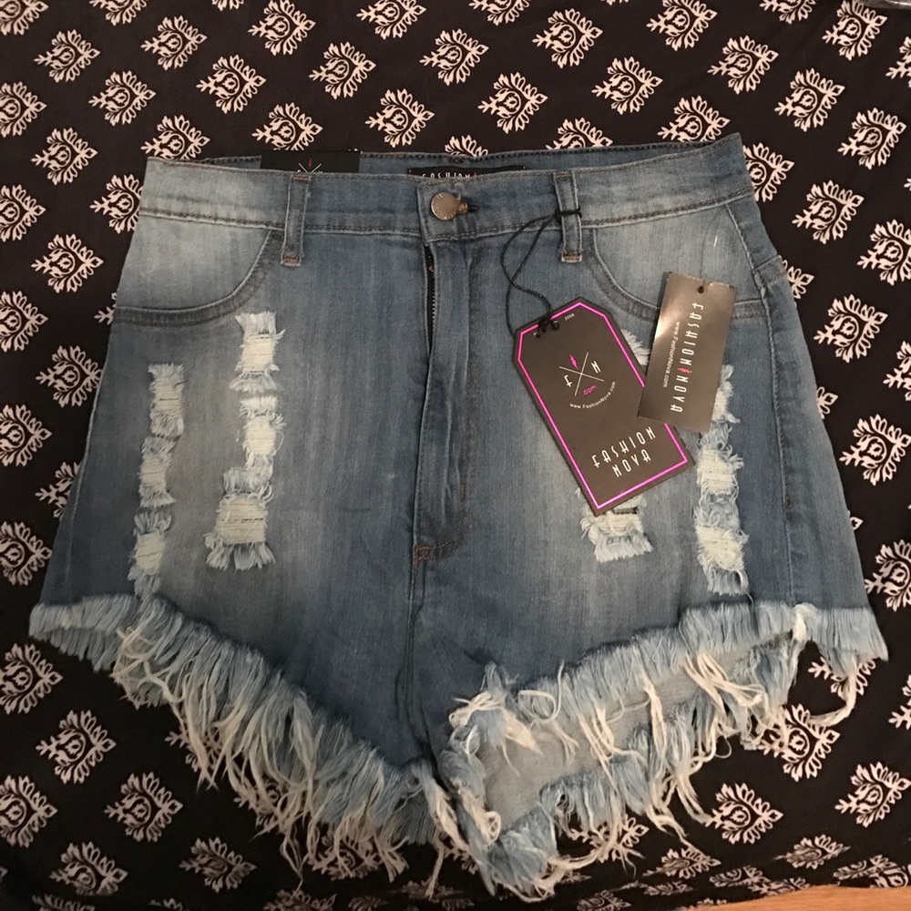Fashion Nova Jean shorts