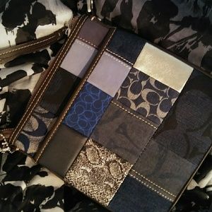 Patchwork Crossbody Coach Purse!!