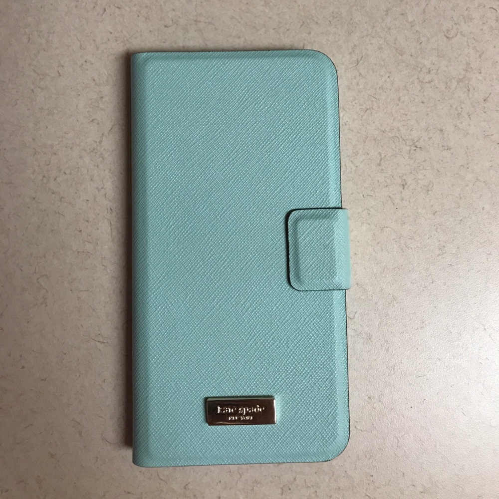 iPhone wallet case