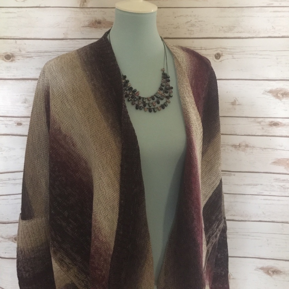 LAST ONE *SALE*Women's Ombré Sweater - Picture 3 of 3