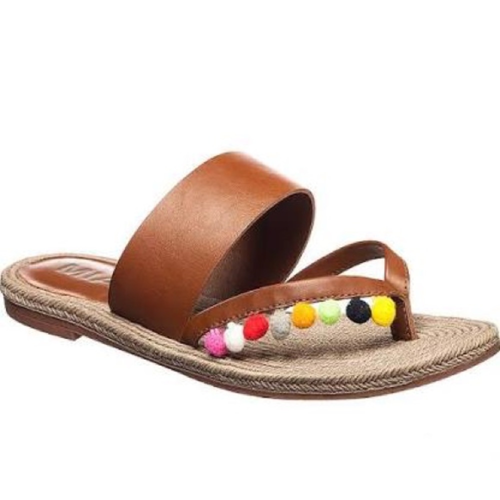 BNWT MIA "Kelly" Sandals