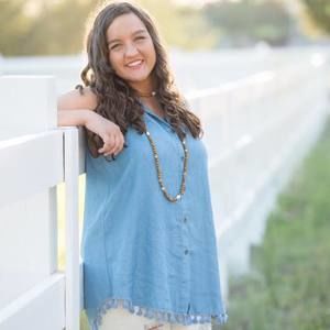 Meet your Posher, Emily