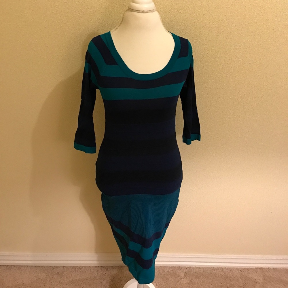 Max studio sweater dress