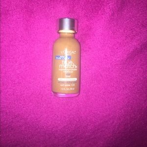 L'oréal True Match Foundation C6 soft sable