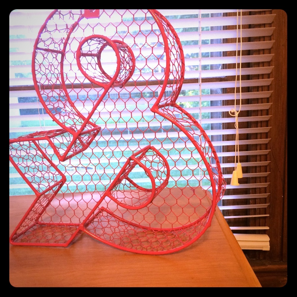 Pink "&" decor piece