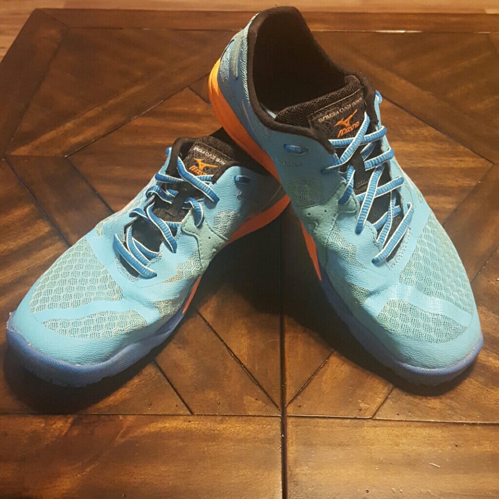 Woman Athletic Running Shoe