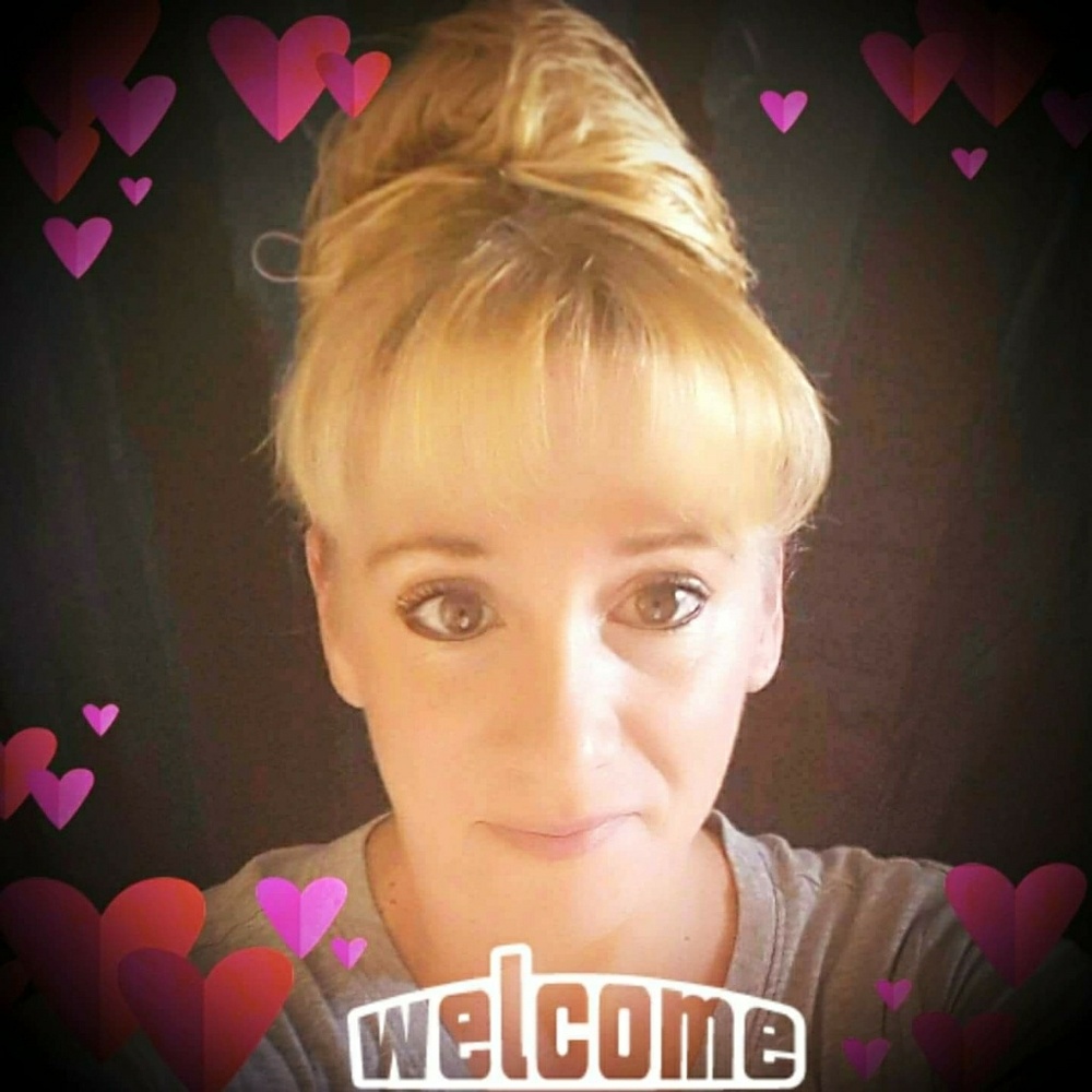 Meet your Posher, Layla