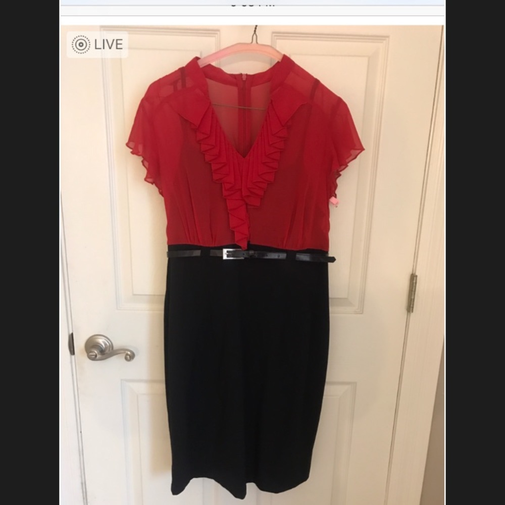 Women's size 10 red and black cocktail dress.