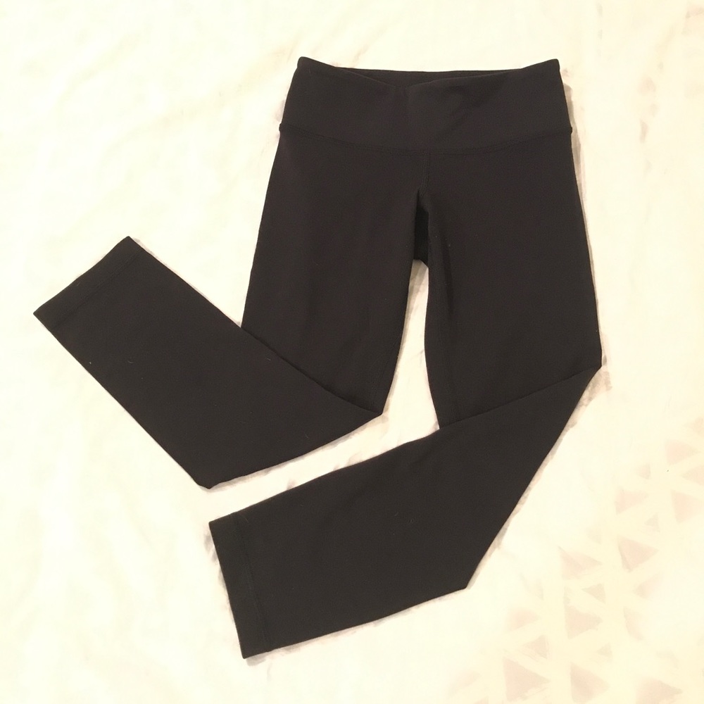 Lululemon black yoga pants