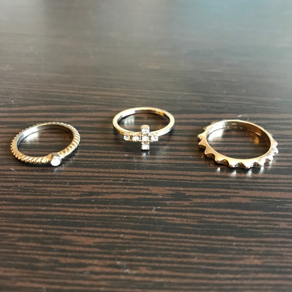 Gold Rings Bundle - Picture 2 of 2