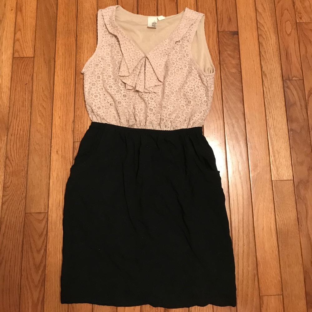 Francesca's Black and Cream dress
