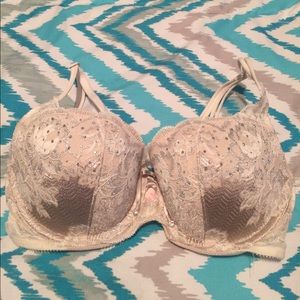 NWOT Victoria's Secret Bra 34C