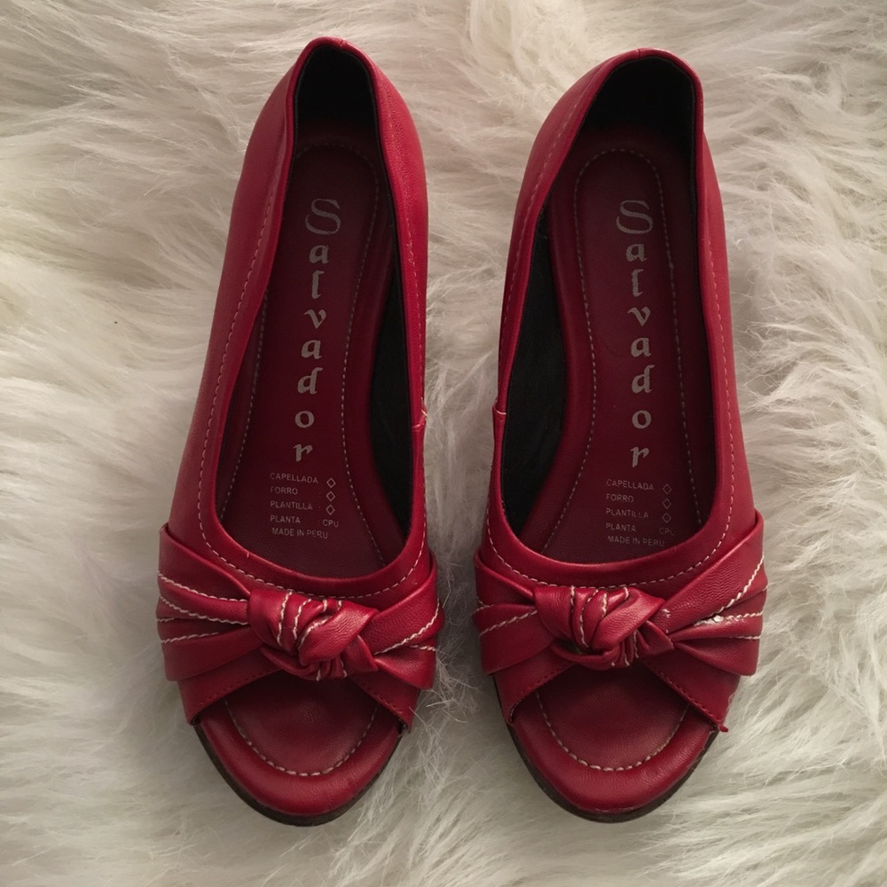 Red wedges shoes
