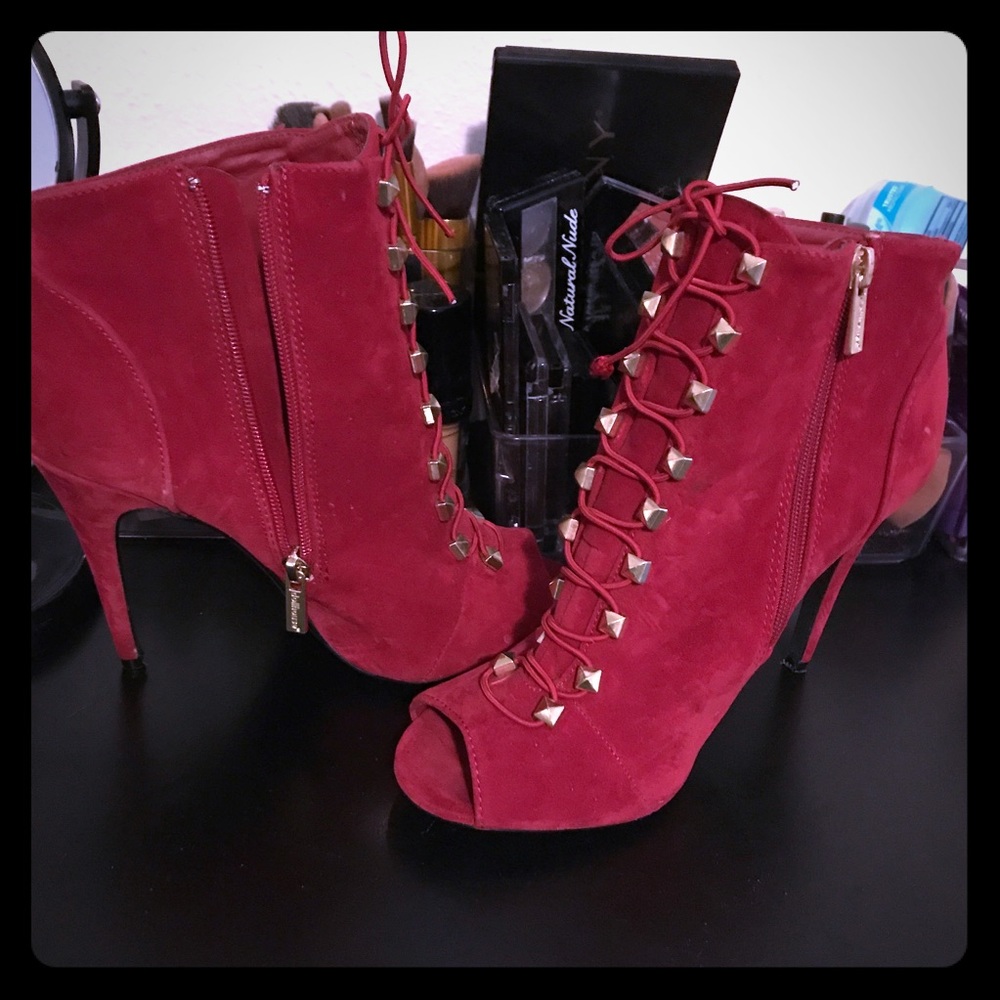 Cute Red suede lace up booties with gold detail