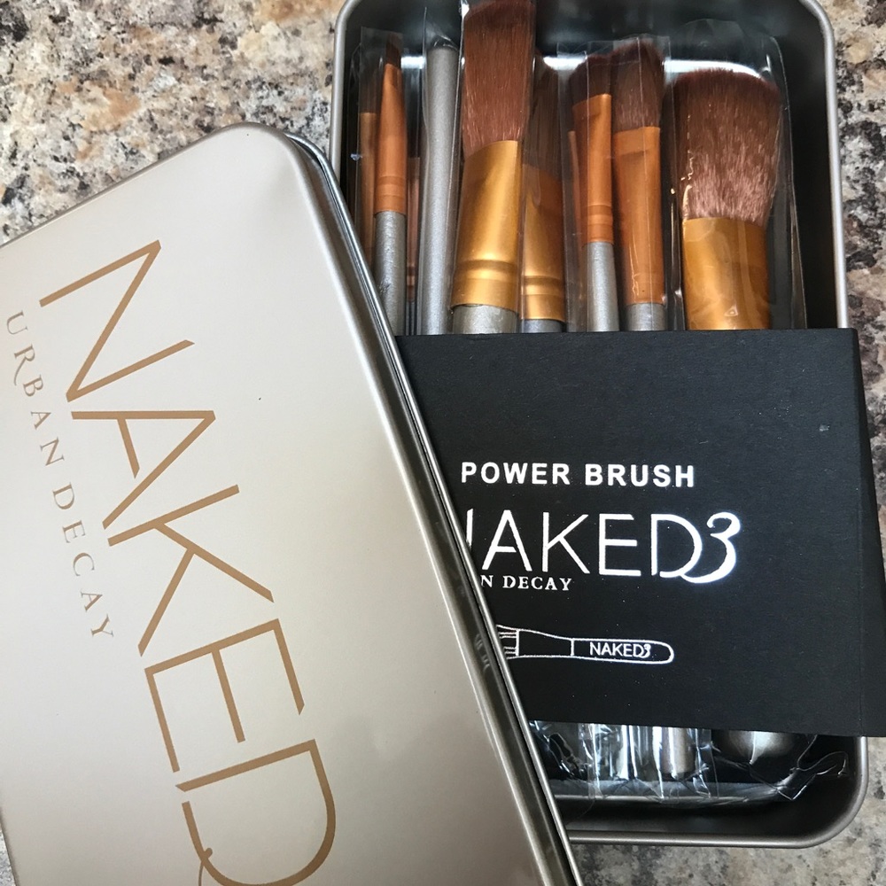 Professional Naked Make up brushes