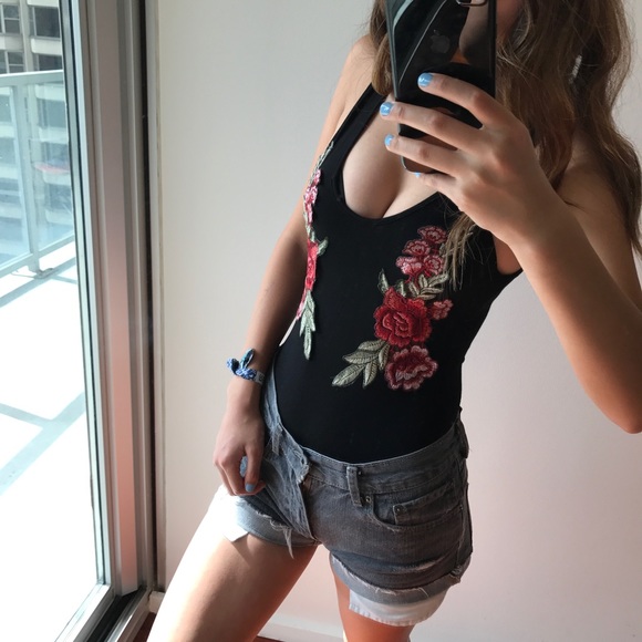 1 LEFT in L: Rose Patch Embroidery Bodysuit - Picture 6 of 7