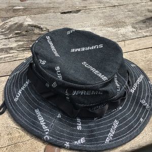 Supreme bucket hat