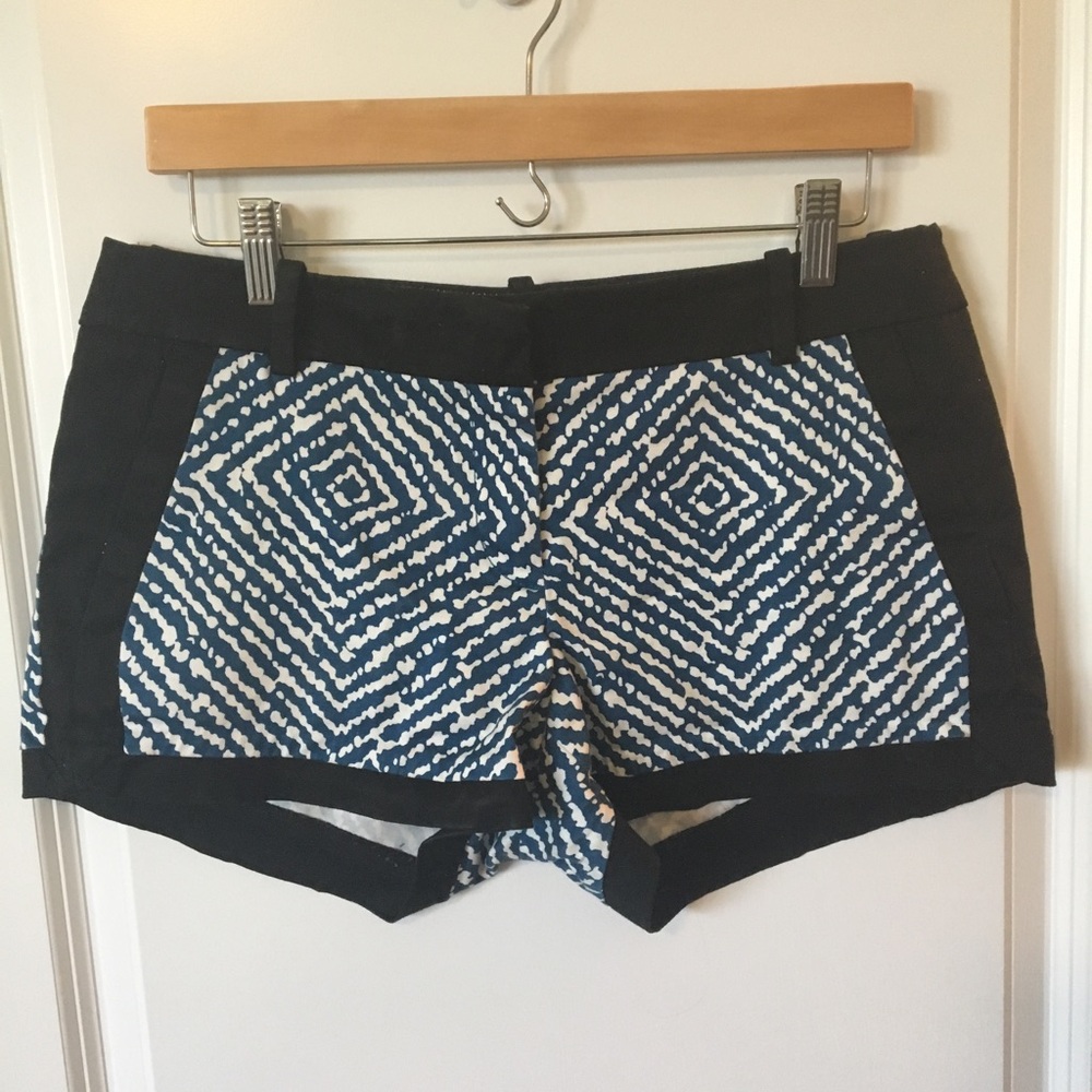 J.Crew Geometric Print Shorts Blue Black Stretch Preppy Modern Size 4