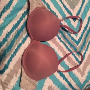 Victoria's Secret Wear Everywhere Super Push Up